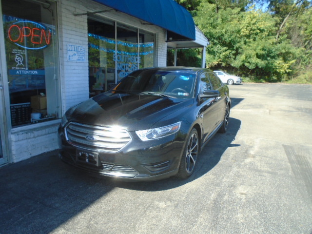 2015 Ford Taurus